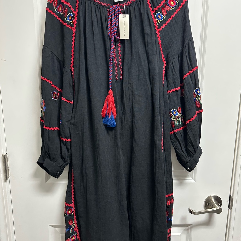 NWT Women’s Anthropologie Embroidered Black Dress with Red Blue Boho Beach - Picture 2 of 8
